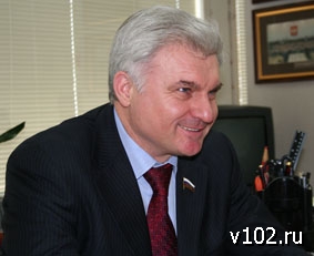 ������ 102.0